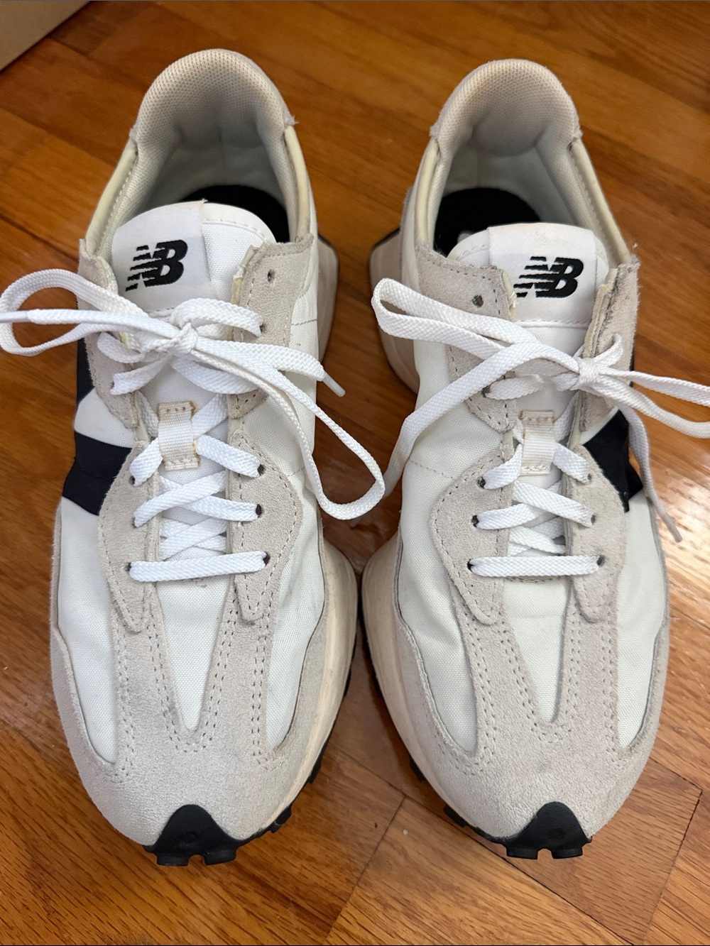 New Balance White & Black Women’s 327 Sneakers